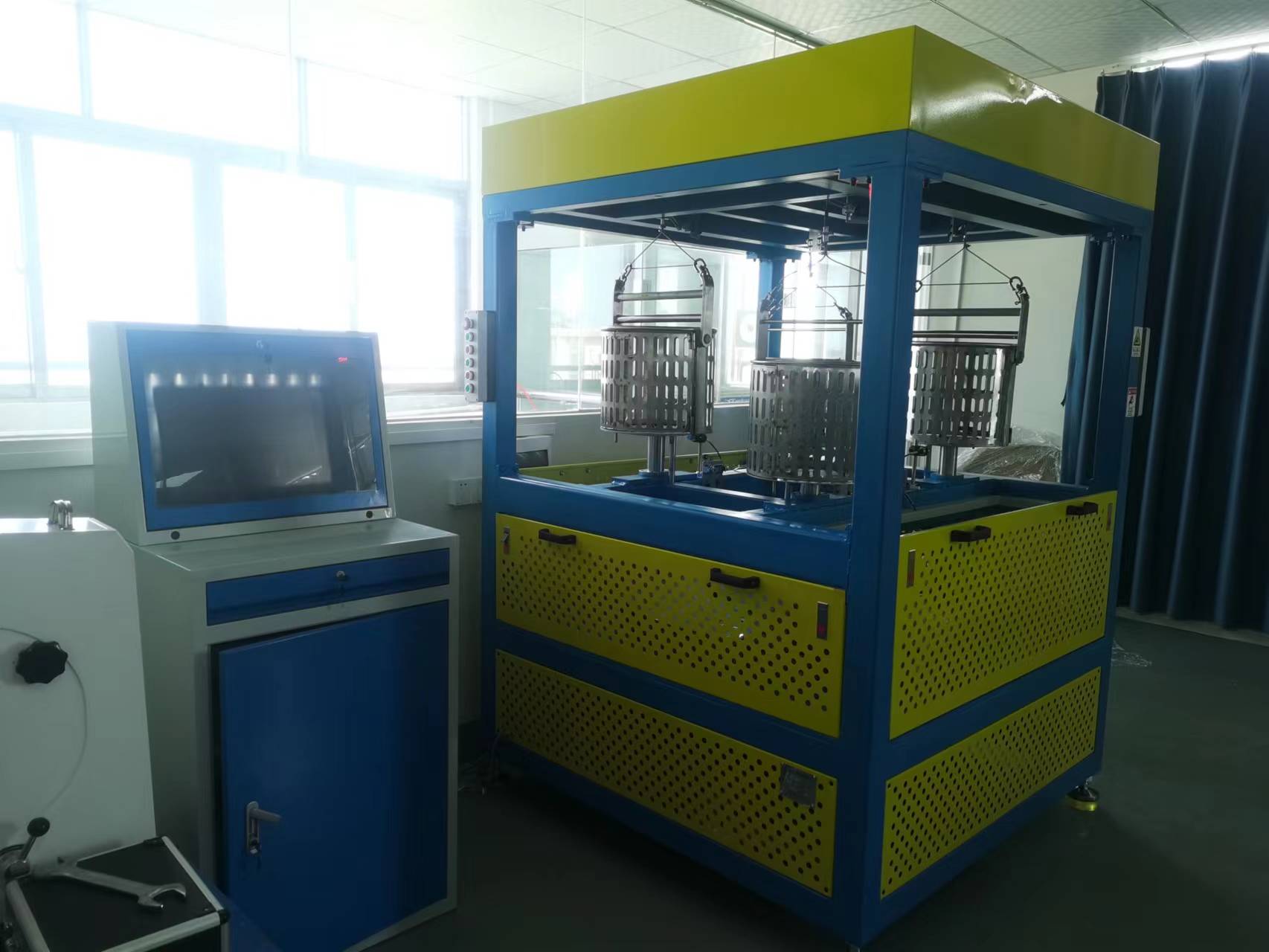四工位腳輪壽命測試